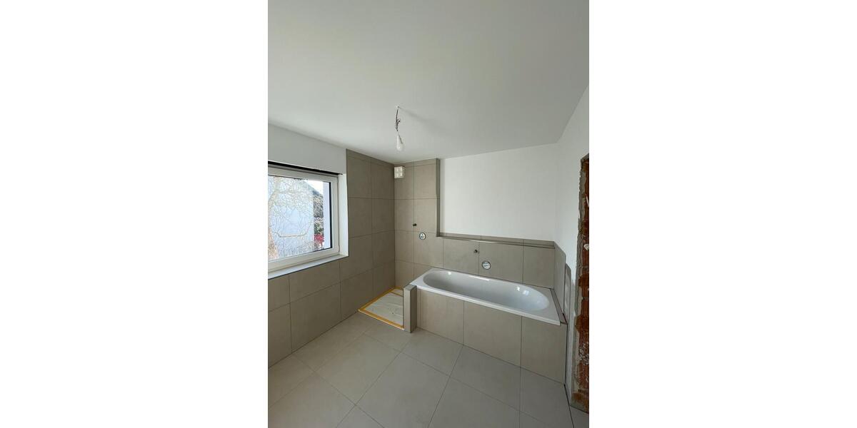 4-Zimmer-Wohnung (EG mit TerrasseGarten) in Hilpoltstein 4 zimmer