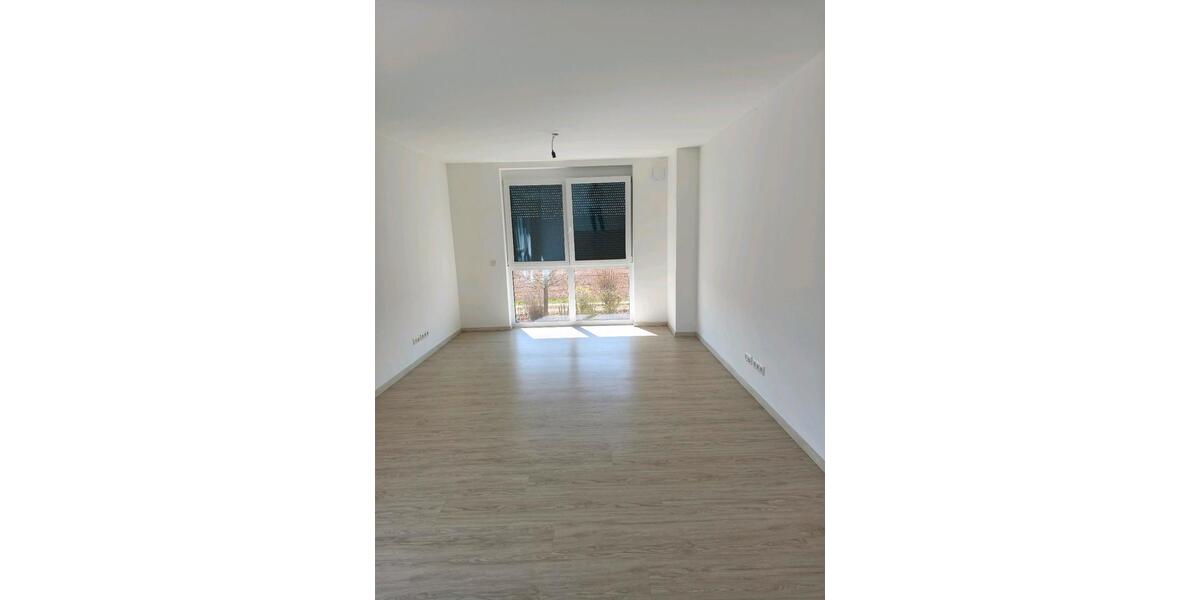 Etagenwohnung Köfering - 2 Zimmer, 69 m&sup2;, 890&euro; | Angebot:26049404