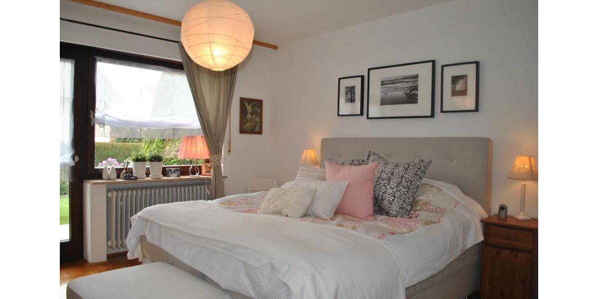 Erdgeschoßwohnung Wettstetten - 5 Zimmer, 165 m&sup2;, 1.450&euro; | Angebot:26051326