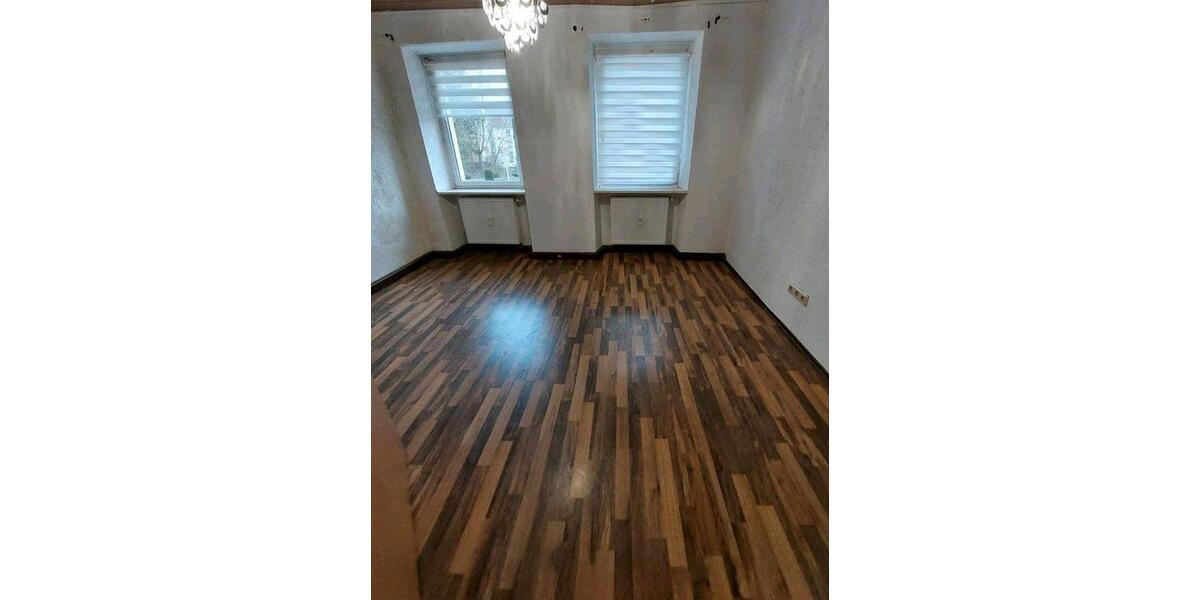 Etagenwohnung Ottweiler - 3 Zimmer, 80 m&sup2;, 650&euro; | Angebot:24819234