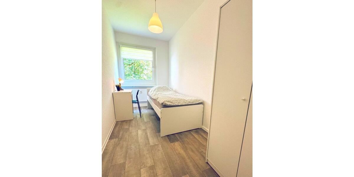 ⭐BRANDENBURG - 4 Personen Möblierte Wohnung Monteurwohnung Unterkünfte 2 zimmer