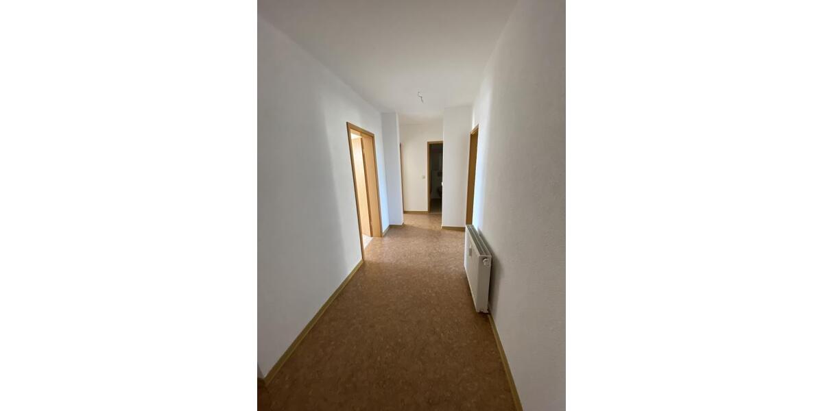 Etagenwohnung Rochlitz - 2 Zimmer, 58 m&sup2;, 350&euro; | Angebot:26385617