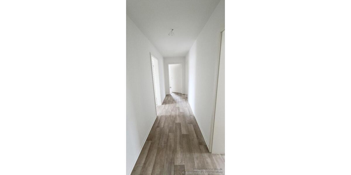 Etagenwohnung Halsbrücke - 3 Zimmer, 68 m&sup2;, 408&euro; | Angebot:23182402