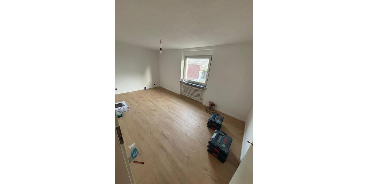Erdgeschoßwohnung Peterswald-Löffelscheid Löffelscheid - 3.5 Zimmer, 90 m&sup2;, 790&euro; | Angebot:24621455
