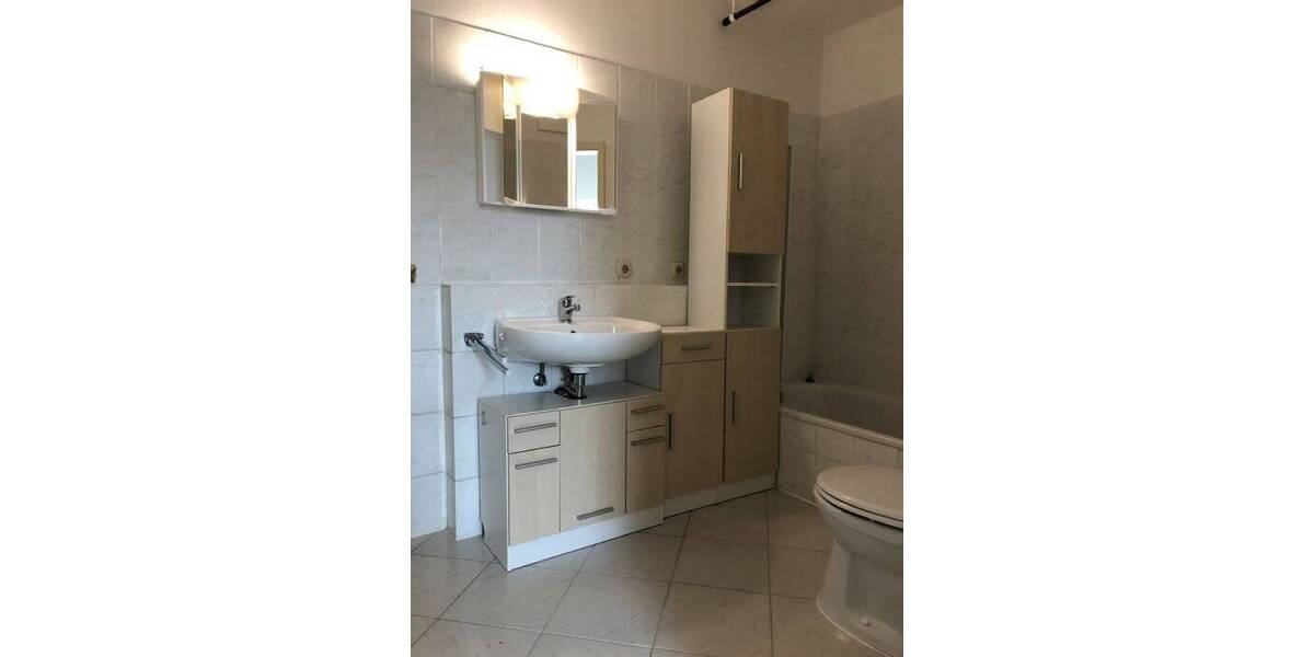 Etagenwohnung Wallersdorf - 3 Zimmer, 59 m&sup2;, 495&euro; | Angebot:24810662