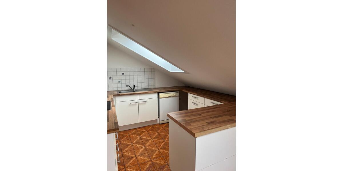 Dachgeschoßwohnung Lenningen - 3 Zimmer, 58 m&sup2;, 940&euro; | Angebot:24554499