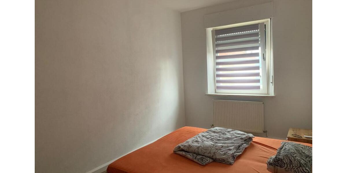 Leeres WG Zimmer in 3er WG 1 zimmer