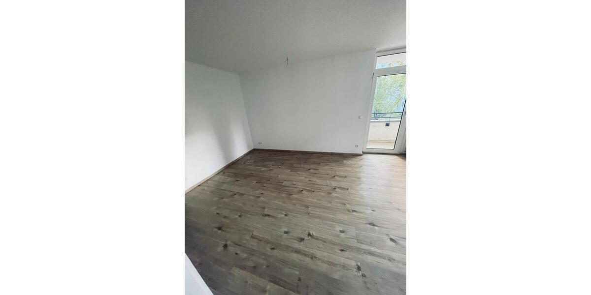 Etagenwohnung Köln Ehrenfeld - 2 Zimmer, 56 m&sup2;, 950&euro; | Angebot:26396564
