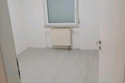 Haus Loffenau - 7 Zimmer, 130 m&sup2;, 1.230&euro; | Angebot:25477616