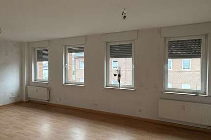 Wohnung Duisburg Rheinhausen - 3 Zimmer, 80 m&sup2;, 595&euro; | Angebot:26497524