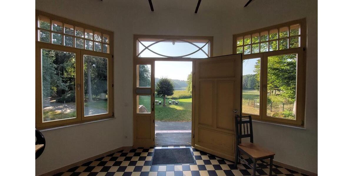 möblierte 2 Zi-Wohnung mit Seeblick 2 zimmer