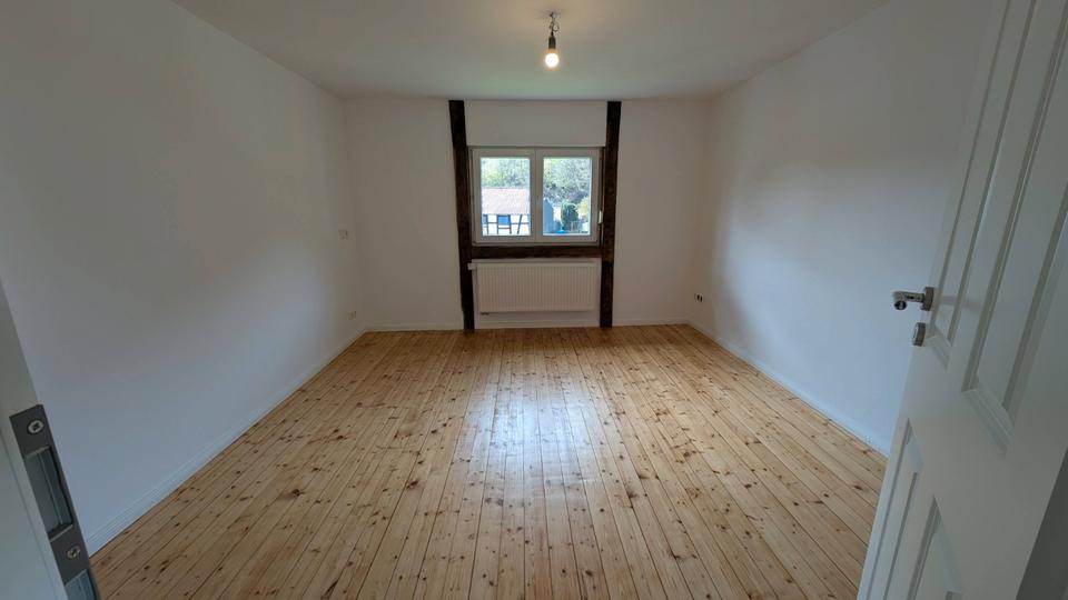Einfamilienhaus Schleiden - 6 Zimmer, 180 m&sup2;, 1.490&euro; | Angebot:26135305