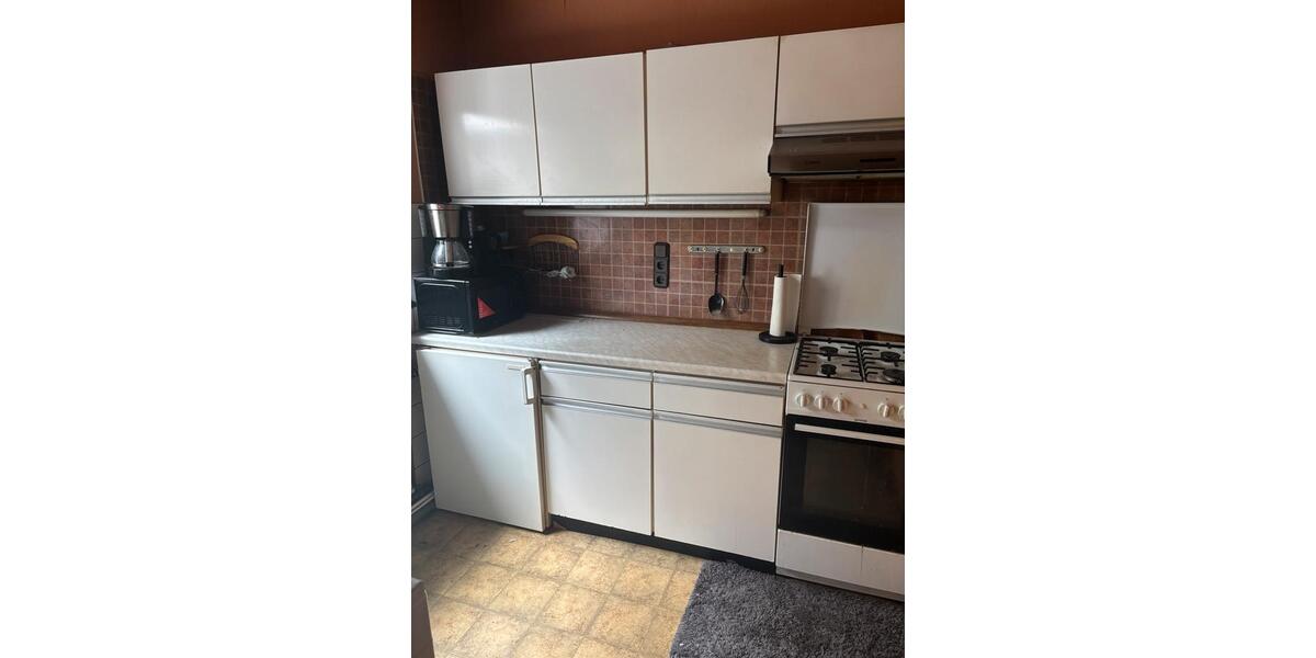 Einfamilienhaus Frankfurt am Main Sossenheim - 7 Zimmer, 200 m&sup2;, 4.100&euro; | Angebot:26040890