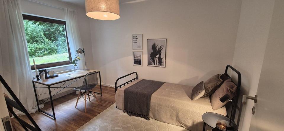 Etagenwohnung Bad Camberg - 4 Zimmer, 103 m&sup2;, 1.160&euro; | Angebot:26249516