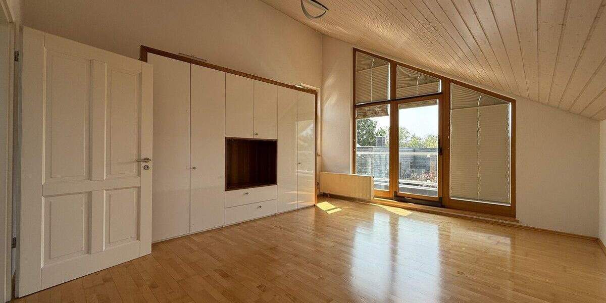 Etagenwohnung Crailsheim - 3 Zimmer, 135 m&sup2;, 1.200&euro; | Angebot:25664400