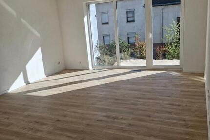 Wohnung Schweich - 2 Zimmer, 77 m&sup2;, 925&euro; | Angebot:26045226