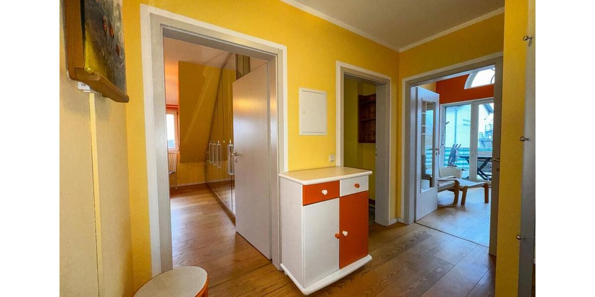 Dachgeschoßwohnung Wiesbaden Mainz-Kastel - 2 Zimmer, 65 m&sup2;, 1.150&euro; | Angebot:26381966