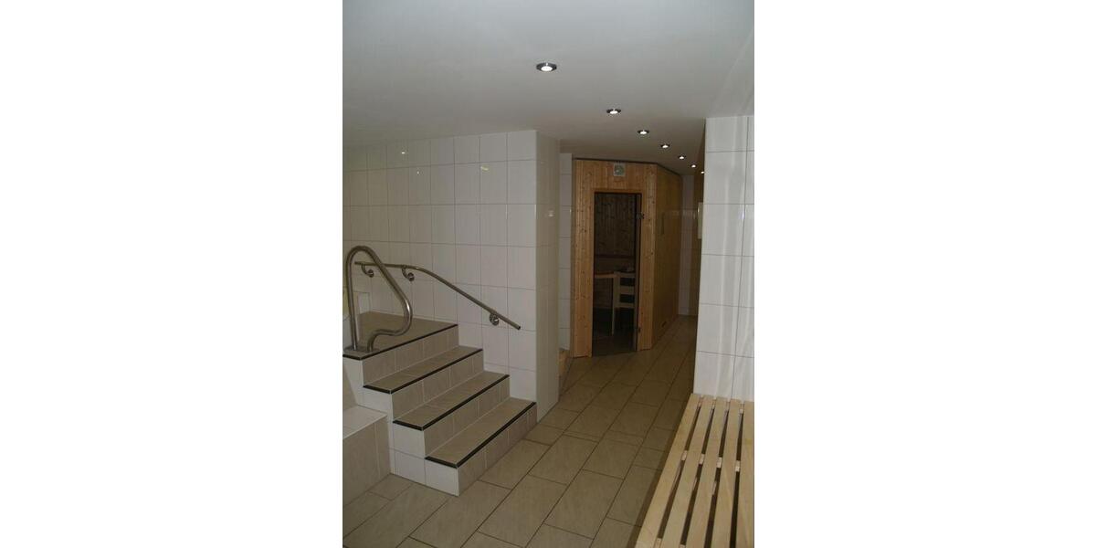 Dachgeschoßwohnung Pulheim - 2 Zimmer, 82 m&sup2;, 920&euro; | Angebot:26565259