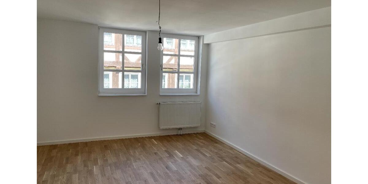 Etagenwohnung Celle - 4 Zimmer, 160 m&sup2;, 1.500&euro; | Angebot:24144611