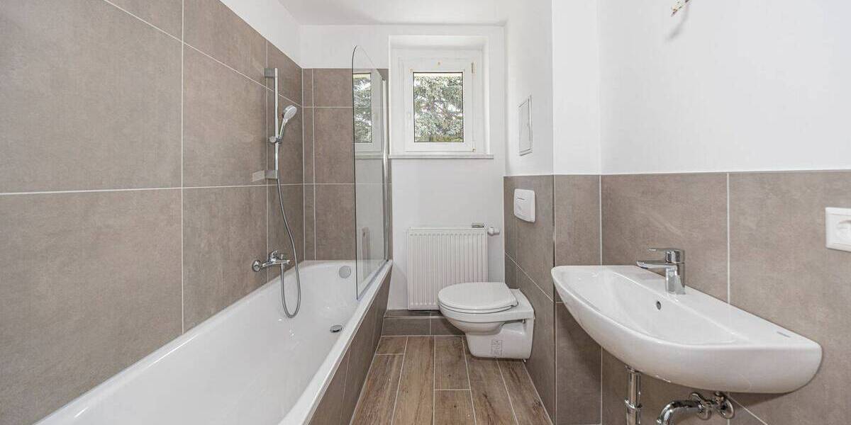Etagenwohnung Kitzscher Dittmannsdorf - 4 Zimmer, 81 m&sup2;, 733&euro; | Angebot:26741031