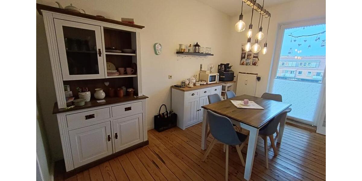 Etagenwohnung Stralsund - 2 Zimmer, 63 m&sup2;, 600&euro; | Angebot:26461670