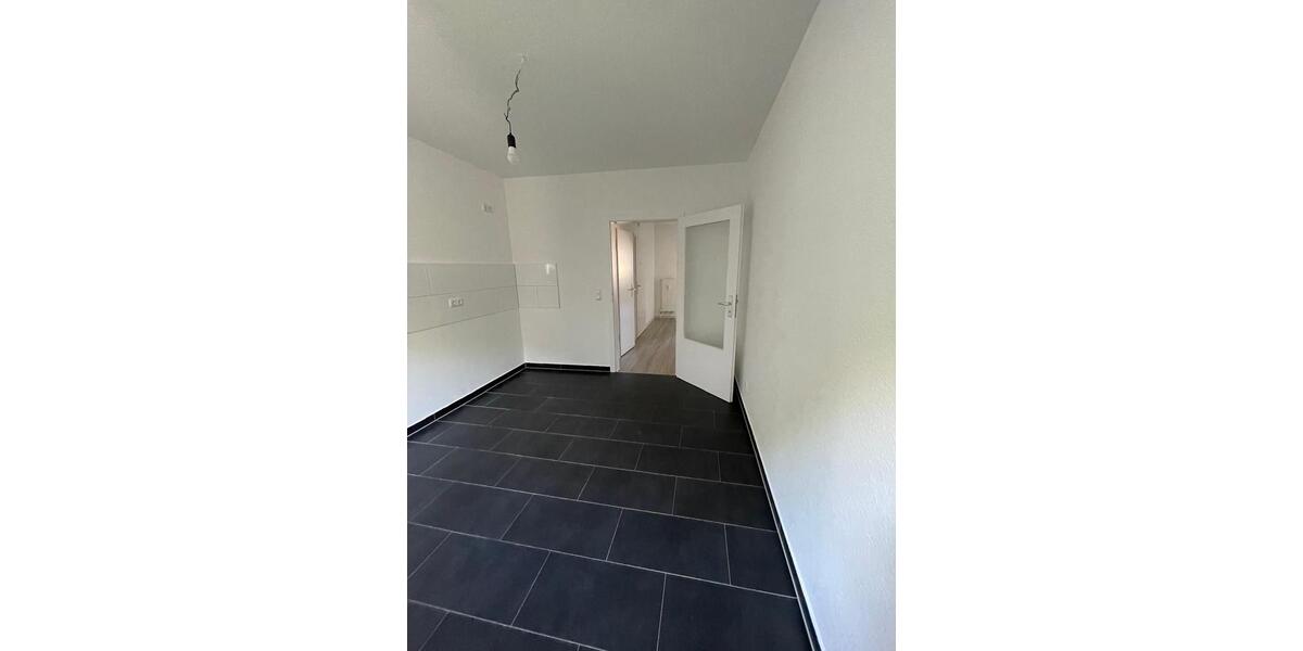 Erdgeschoßwohnung Witten - 2 Zimmer, 64 m&sup2;, 539&euro; | Angebot:24689628