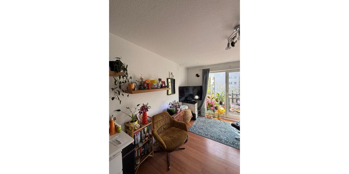 Etagenwohnung Kassel - 1 Zimmer, 27 m&sup2;, 335&euro; | Angebot:26260762