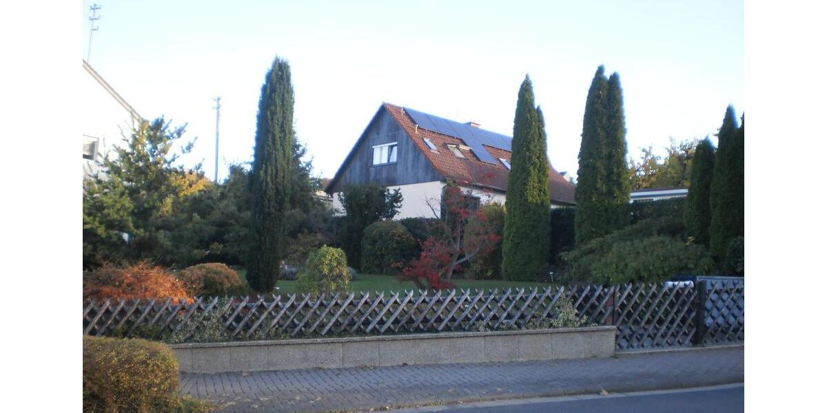 Dachgeschoßwohnung Wehrheim - 1 Zimmer, 20 m&sup2;, 450&euro; | Angebot:24875753