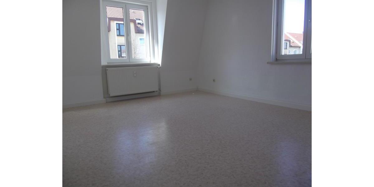 Etagenwohnung Burgstädt - 3 Zimmer, 60 m&sup2;, 300&euro; | Angebot:14851314