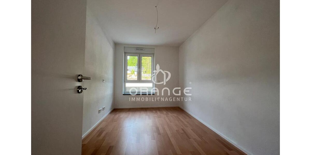 ***Südbalkon und Einbauküche*** 3 zimmer