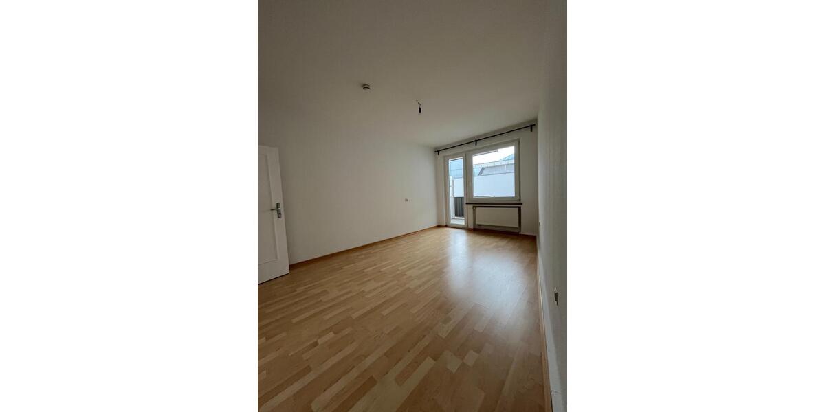 Etagenwohnung Hildesheim - 2 Zimmer, 62 m&sup2;, 700&euro; | Angebot:25933194