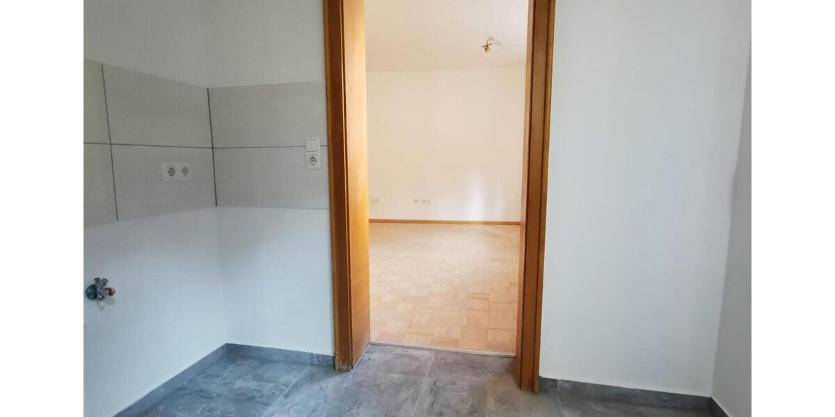 Etagenwohnung Deggendorf - 1 Zimmer, 37 m&sup2;, 400&euro; | Angebot:26560508