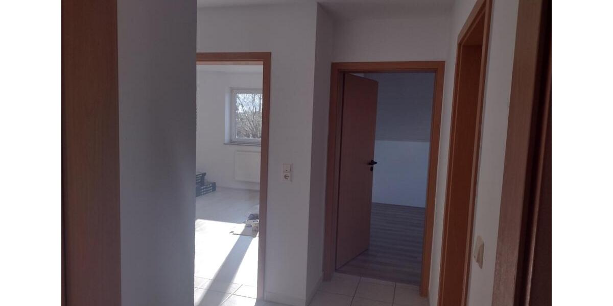 Dachgeschoßwohnung Buch - 4 Zimmer, 104 m&sup2;, 1.100&euro; | Angebot:25875086