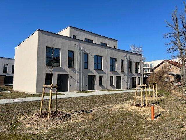 Reihenendhaus Königs Wusterhausen - 3 Zimmer, 105 m&sup2;, 1.585&euro; | Angebot:23653786