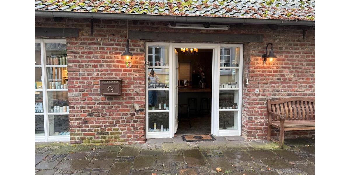 Nachmieter für Friseursalon in Moers Kapellen zimmer