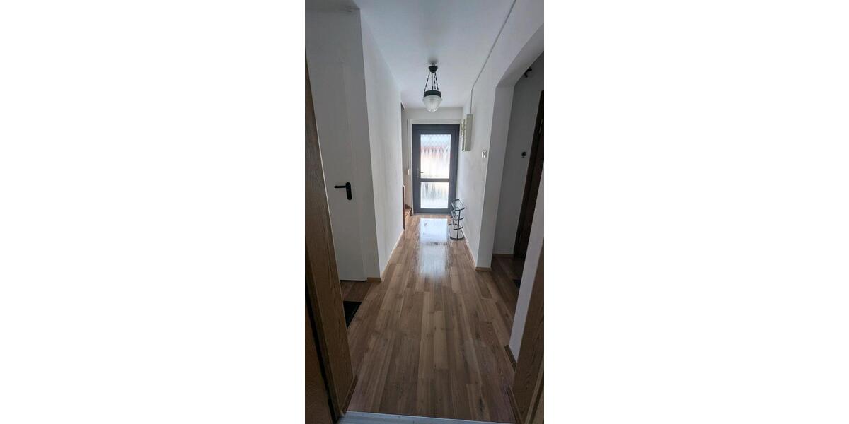 Etagenwohnung Dingolfing - 1 Zimmer, 12 m&sup2;, 550&euro; | Angebot:26507644