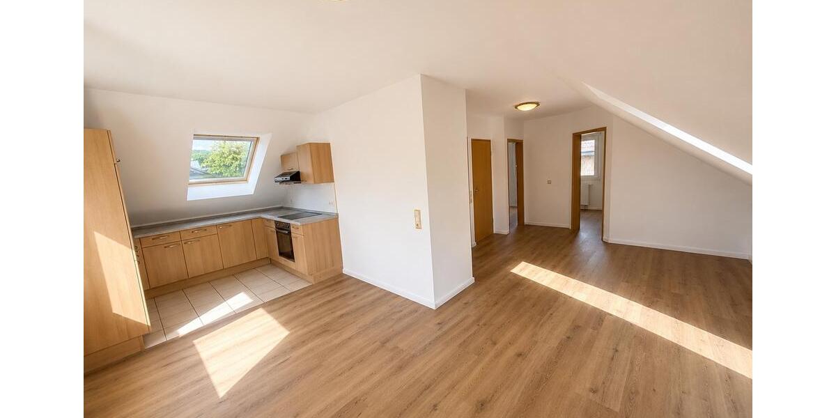 Dachgeschoßwohnung Bonn Friesdorf - 2 Zimmer, 73 m&sup2;, 850&euro; | Angebot:26677977