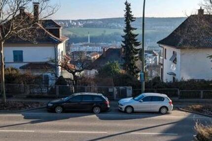 Wunderschöne Dachgeschosswohing in Top Lage - frisch renoviert 2 zimmer