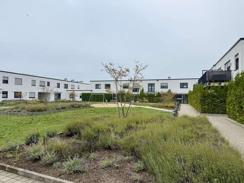 Wohnung zum Mieten in Düsseldorf 949 € 65.43 m² 2 zimmer