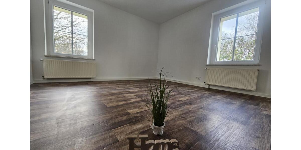 Erdgeschoßwohnung Braunsbedra - 3 Zimmer, 64 m&sup2;, 419&euro; | Angebot:26645805