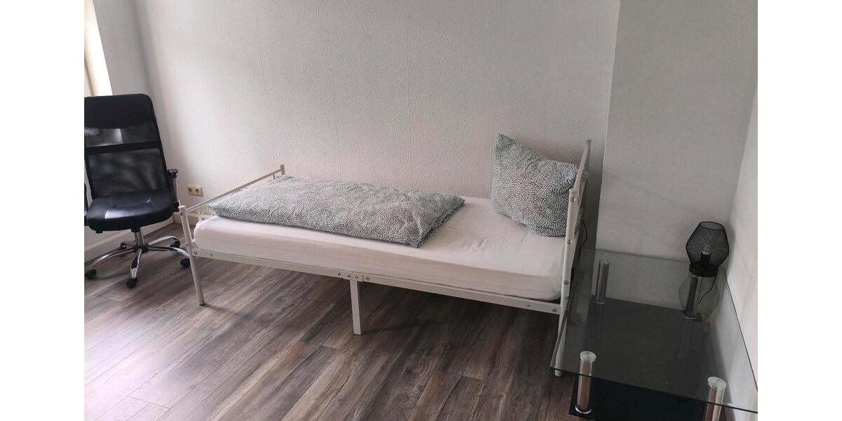 Etagenwohnung Ohrdruf - 3 Zimmer, 75 m&sup2;, 650&euro; | Angebot:26264961
