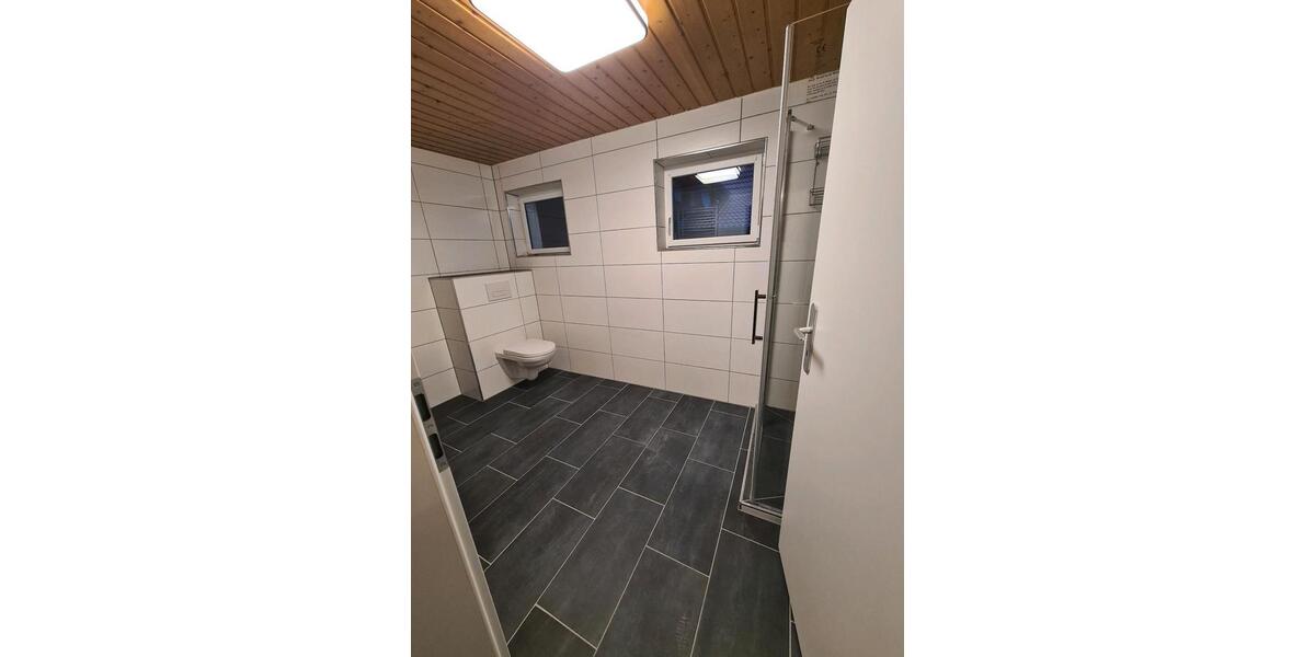 Etagenwohnung Markt Nordheim - 5 Zimmer, 150 m&sup2;, 1.150&euro; | Angebot:26609476