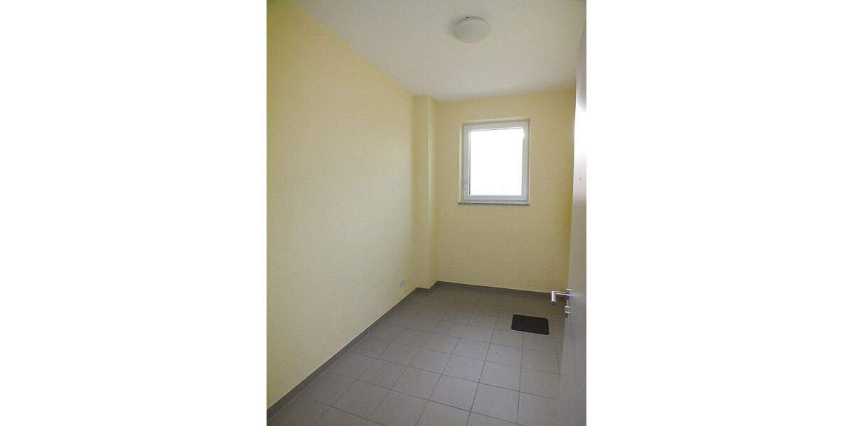 Gewerbeobjekt Obergünzburg - 2 Zimmer, 75 m&sup2;, 510&euro; | Angebot:25743360