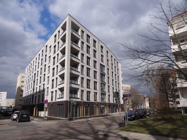 Zentrumsnah wohnen: 2-Zimmer-Wohnung mit Einbauküche, Balkon und TG-Stellplatz 2 zimmer