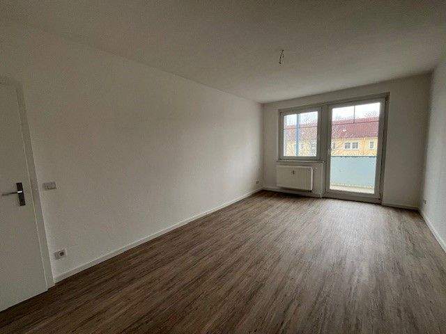 Etagenwohnung Zwickau Eckersbach - 4 Zimmer, 75 m&sup2;, 540&euro; | Angebot:26798512