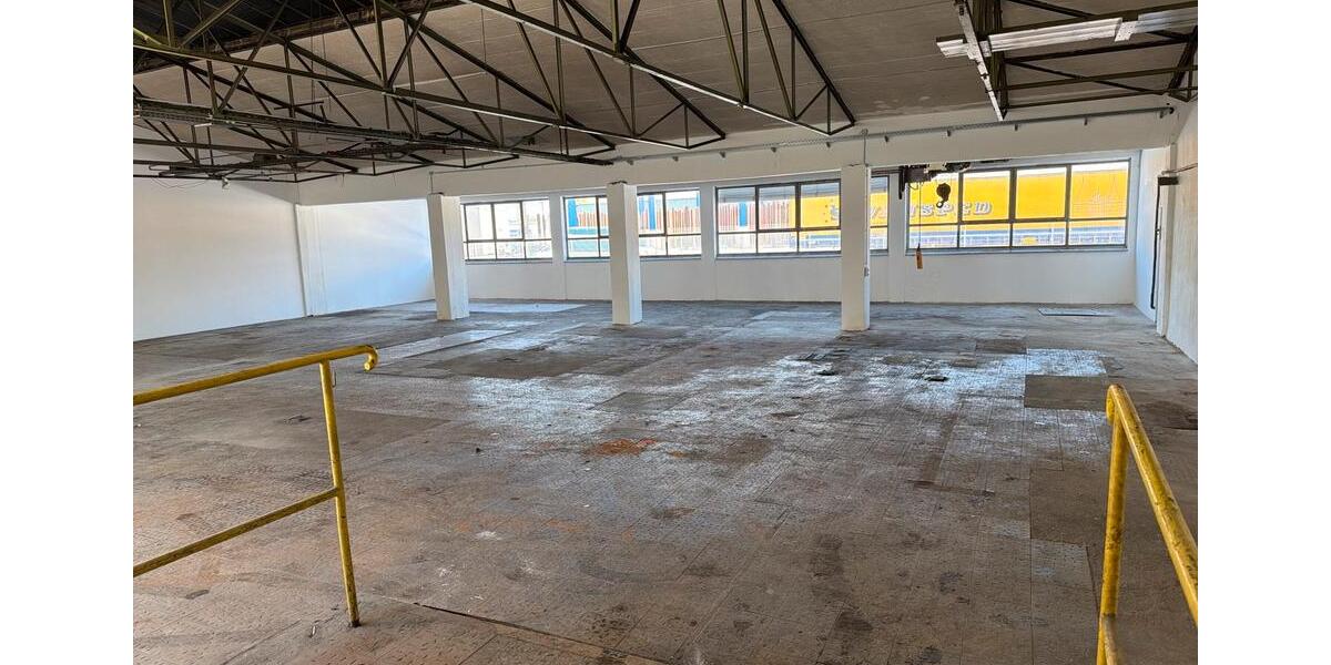 Gewerbeobjekt Lübeck Sankt Lorenz Nord - 2.500&euro; | Angebot:23861692