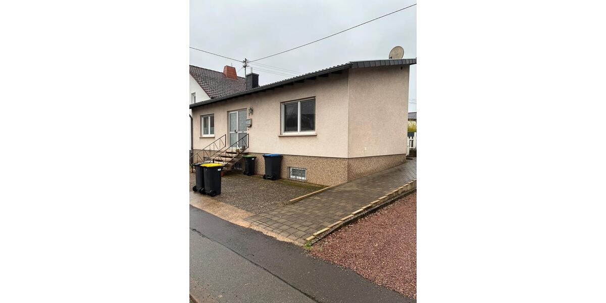 Erdgeschoßwohnung Überherrn - 3 Zimmer, 80 m&sup2;, 820&euro; | Angebot:25148210