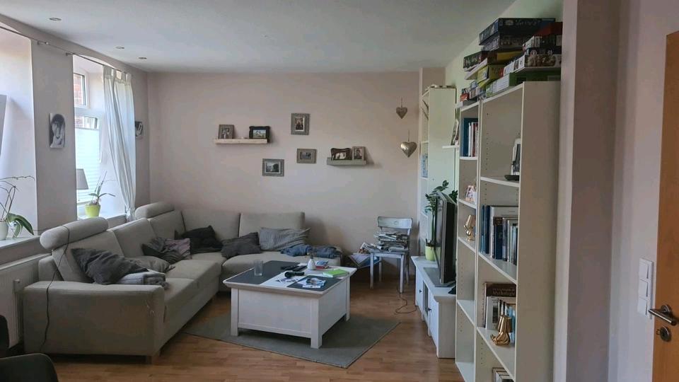 Reihenhaus Auetal - 6 Zimmer, 200 m&sup2;, 1.600&euro; | Angebot:25236579