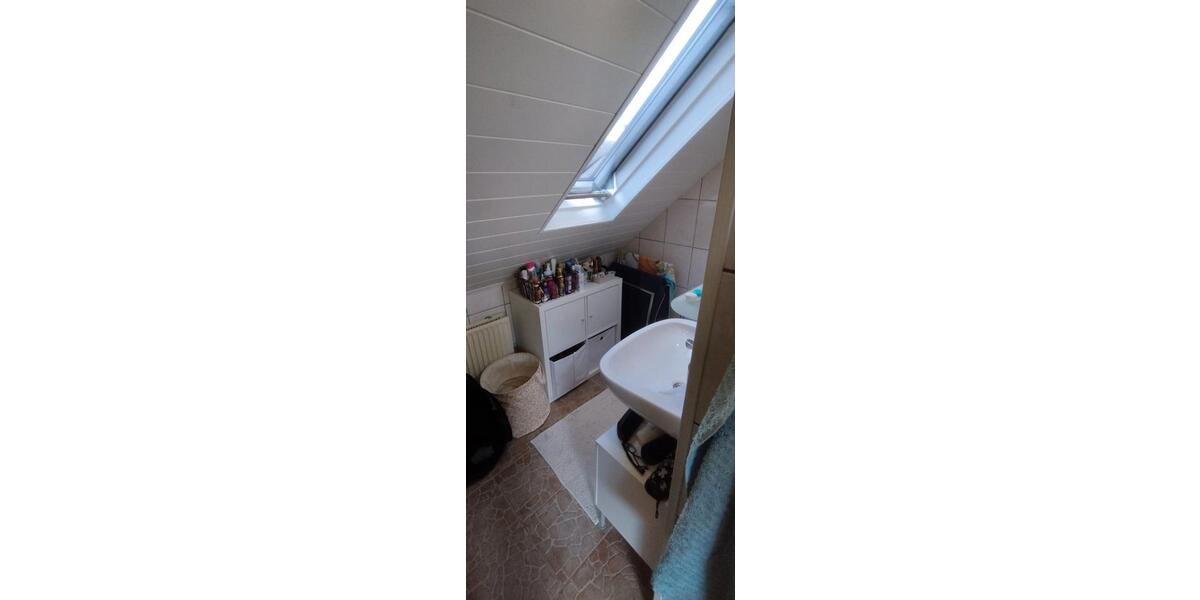 Dachgeschoßwohnung Netphen - 2 Zimmer, 52 m&sup2;, 460&euro; | Angebot:25981102