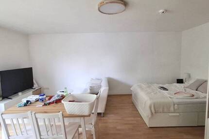 Nähe FH u. Wöhrder Wiese ! Hübsche 1-ZW, 38 m², Balkon, sep. EBK, 2.OG mit Aufzug 1 zimmer